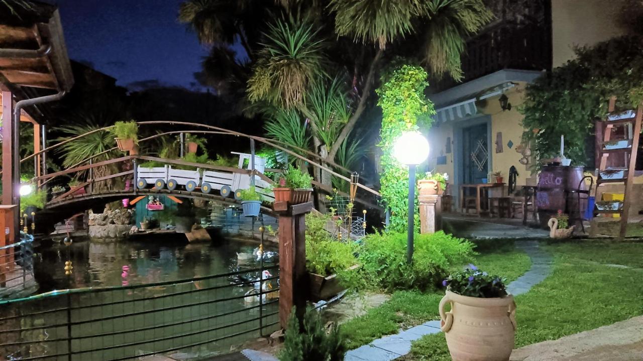 카스트로빌라리 Il Laghetto B&B 외부 사진