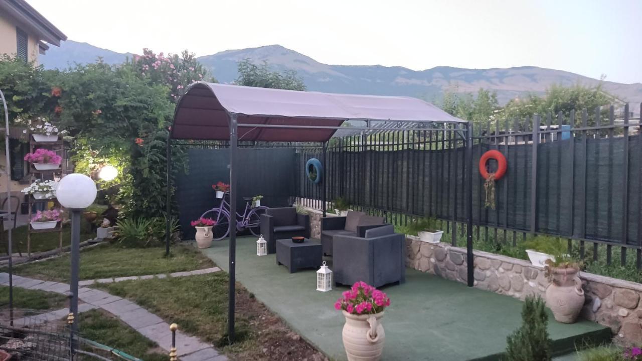 카스트로빌라리 Il Laghetto B&B 외부 사진